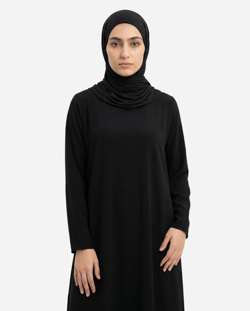 Noor — Black female AI fashion model preset