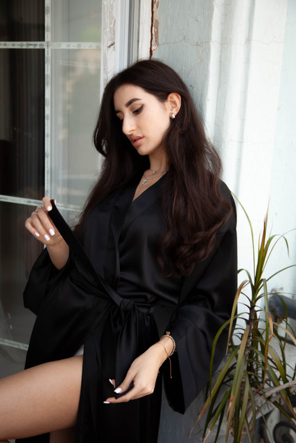 High-Fashion Editorial: Modern Tailoring & Fluid Silhouettes Styling Reference Set