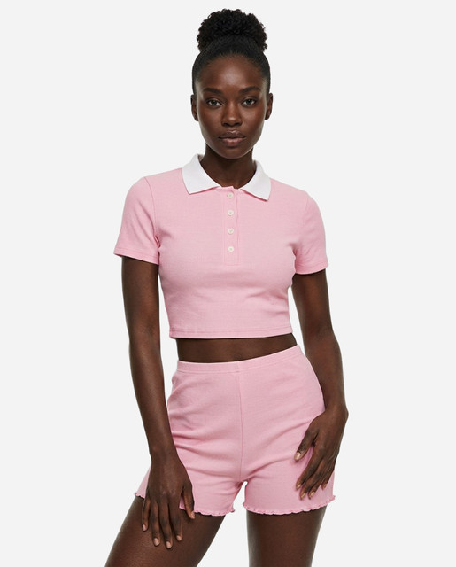 Modern Studio Essentials & Casual Comfort: Outfit and Styling Ideas for Everyday Wear