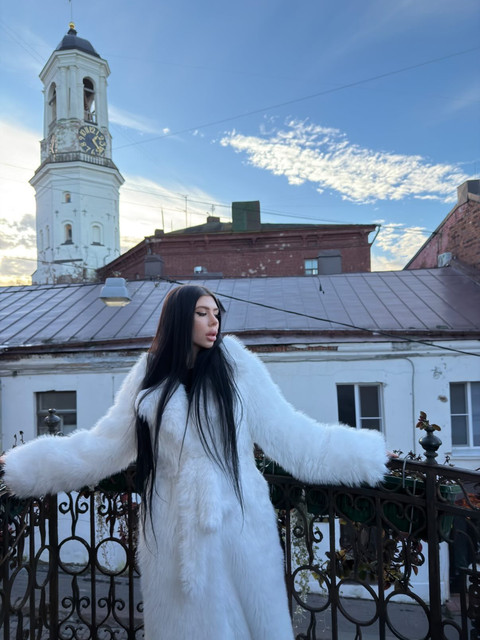 Chic Winter White Faux Fur Coat Editorial Photoshoot Pack: Urban Elegance