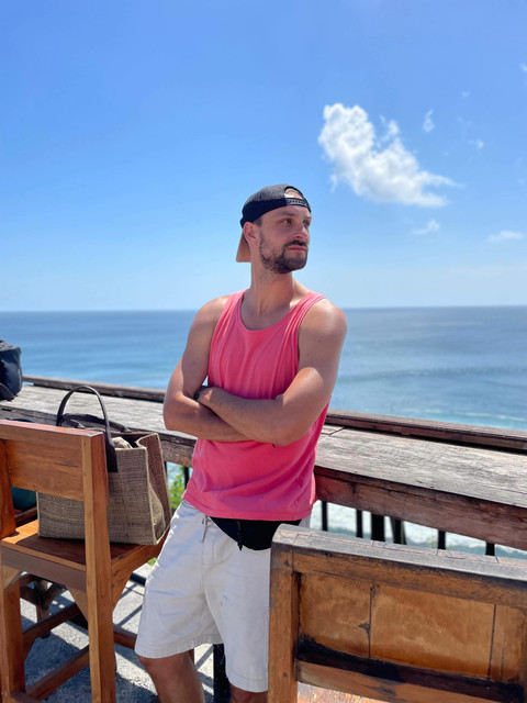 Oceanfront Summer Resort Lookbook: Casual Coastal Styling Photo Set