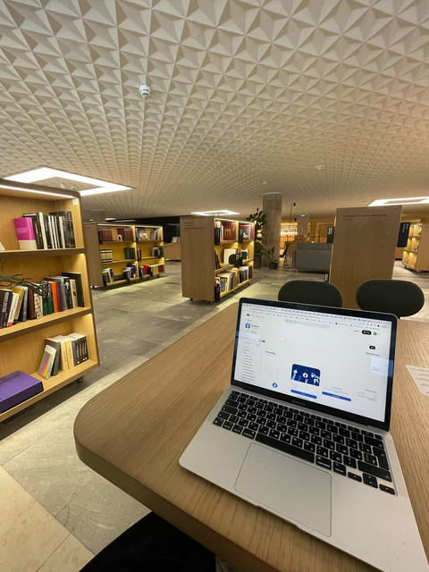 Serene Modern Library Workspace: Contemporary Interior Design Visual Reference Pack