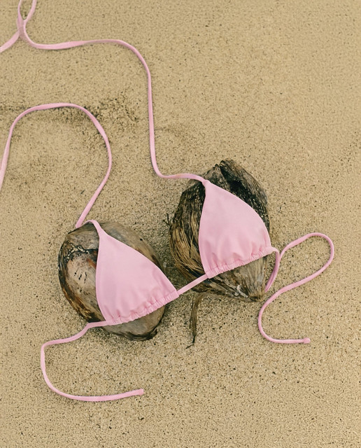 Pink Bikini Editorial Photoshoot Pack: Sunny Beach Resort Styling Inspiration