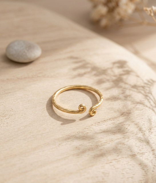 Artisanal Gold Ring Photo Set: Natural Light Editorial Styling